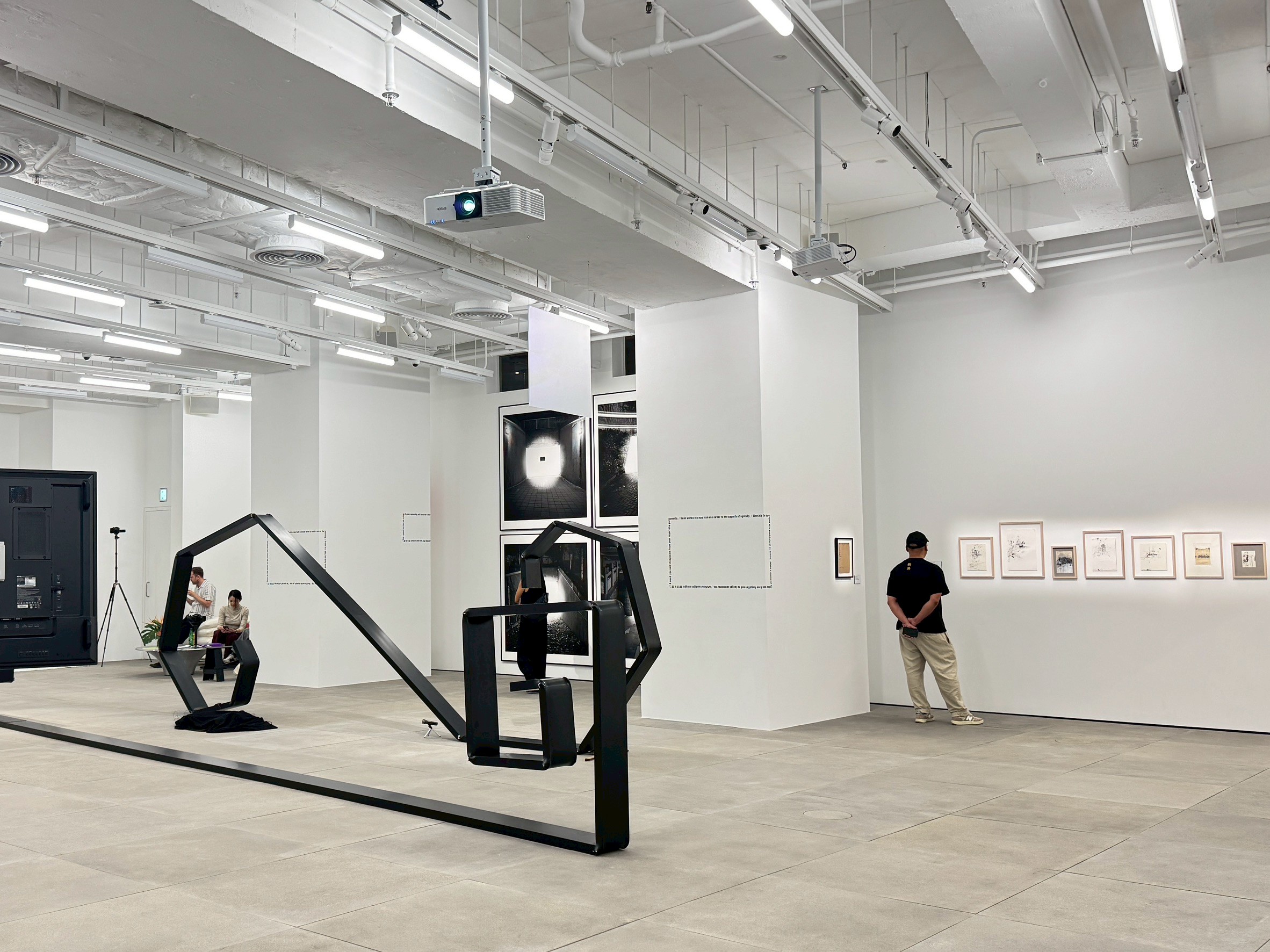 South Side 黃竹坑南區畫廊夜 藝術基金會 Gold 展場照